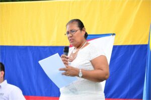 LuzDary Lozano, Rectora De la I.E Carlos García Mayorca