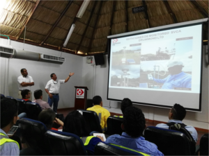 Ingenieros Fray Orozco y Freinys Fragozo, en la socialización
