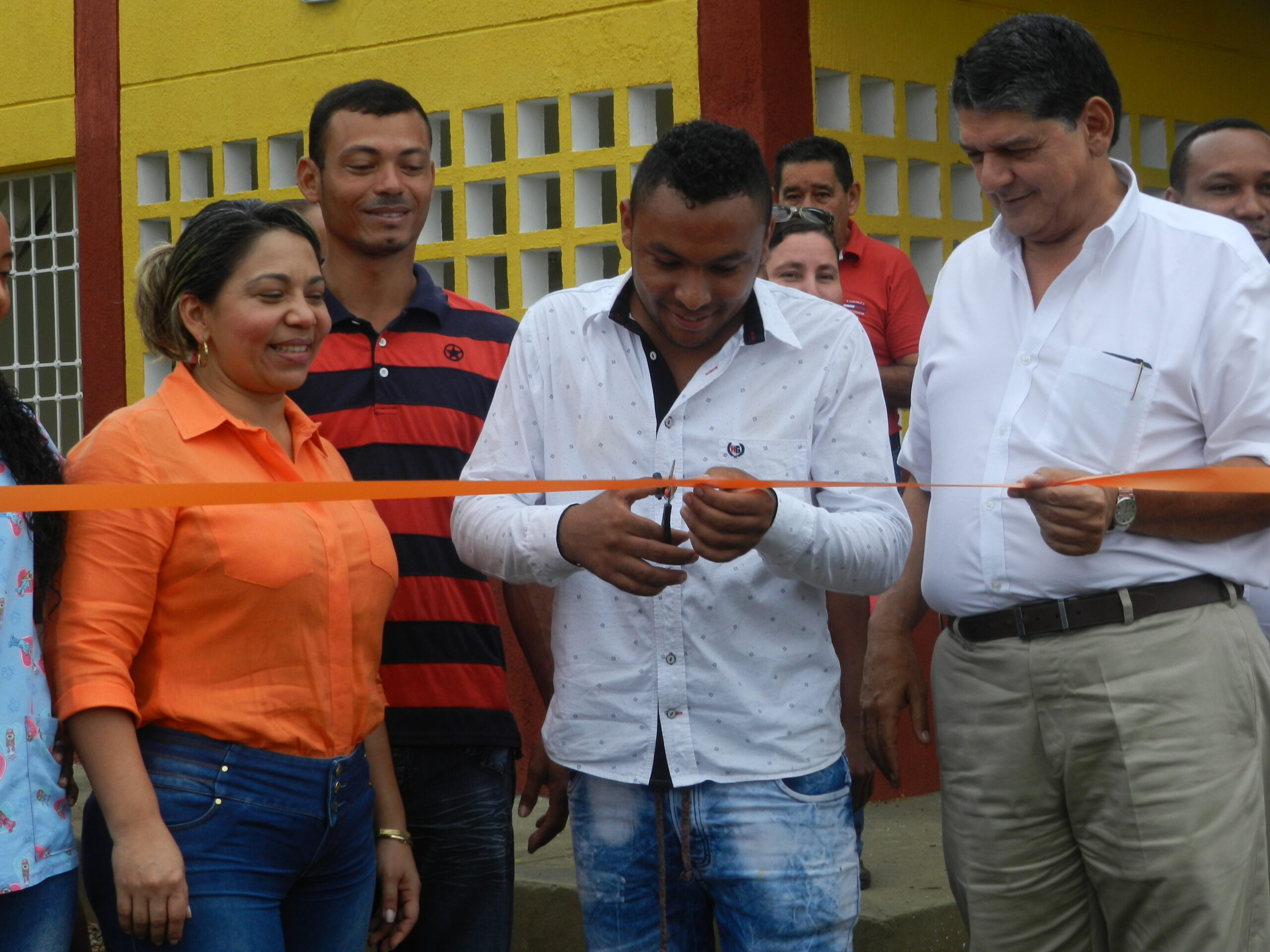 *En la fotografía: Yarcely Rangel, Yair Barón y Alfredo Araújo.
