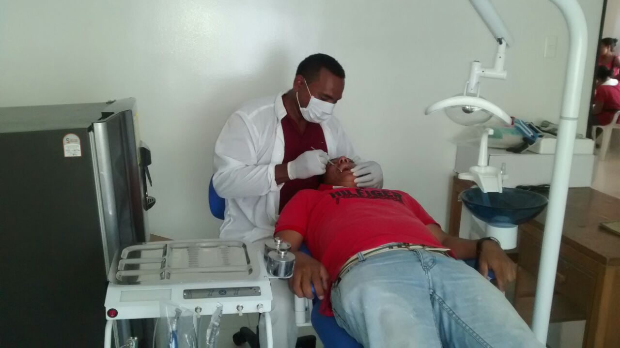 *En la fotografía: paciente en consulta en el Puesto de Salud de Potrerillo.