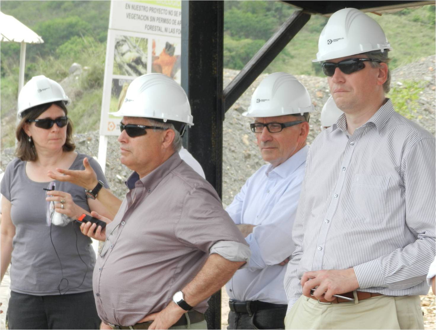 Visita de delegados de la FNV_DLTD